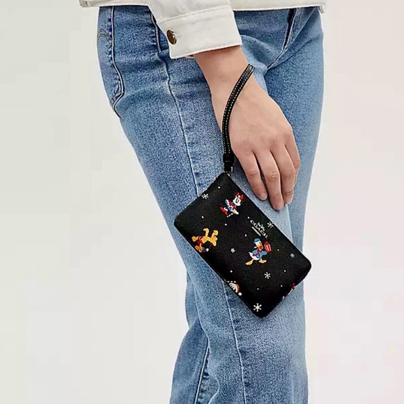 Disney X Coach Zip Wristlet-Holiday Exclusive Print - Picture 5 of 5